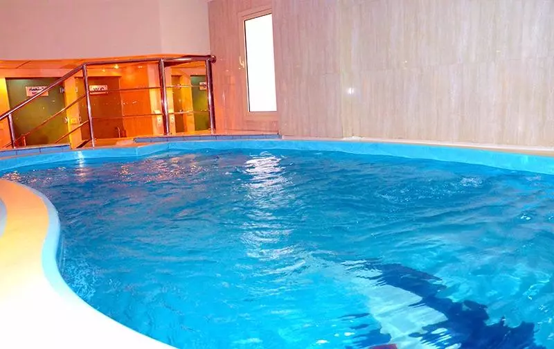 Fotos del hotel Crown Tower:  2