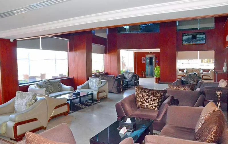 Fotos del hotel Crown Tower:  12