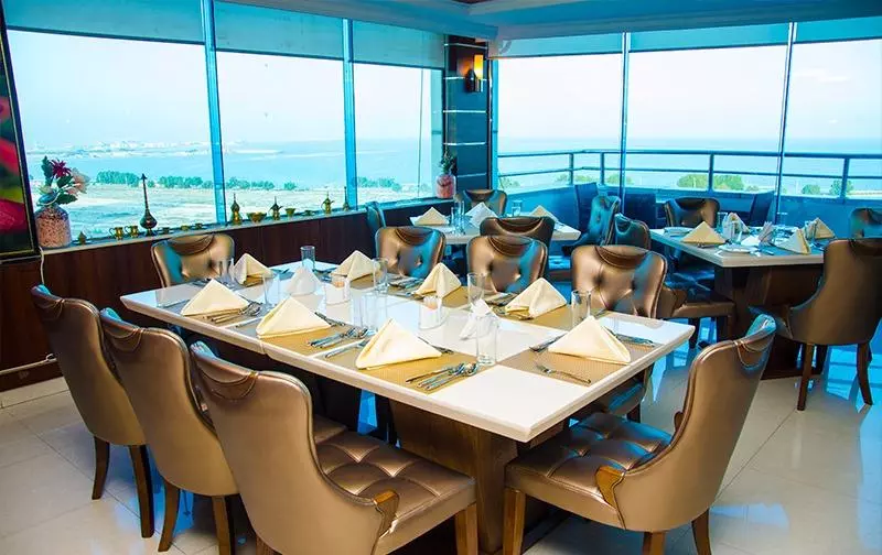 Fotos del hotel Crown Tower:  18