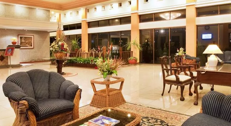 Fotos del hotel Puri Asri Hotel & Resort:  11