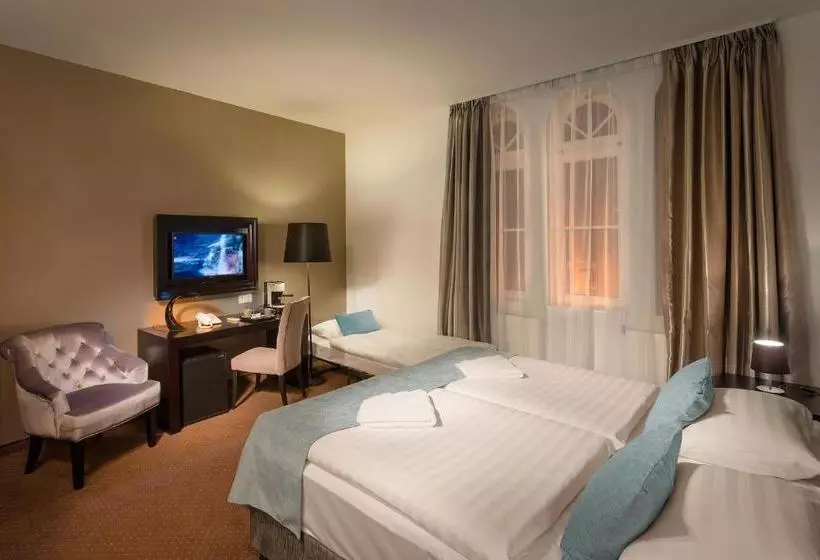 Fotos del hotel Bastion Hotel Budapest:  15