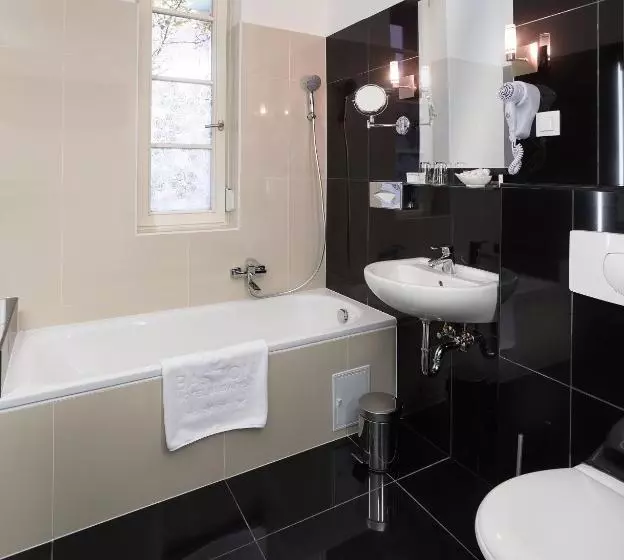 Fotos del hotel Bastion Hotel Budapest:  7