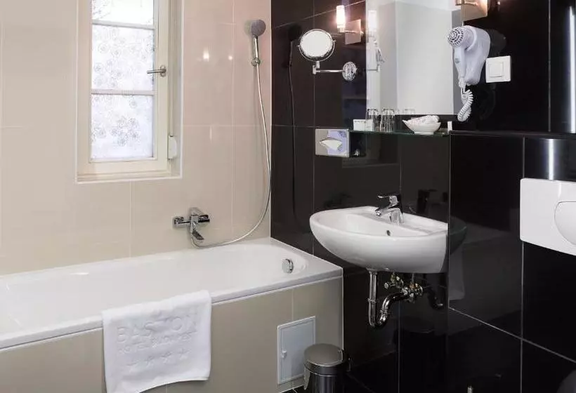 Fotos del hotel Bastion Hotel Budapest:  12