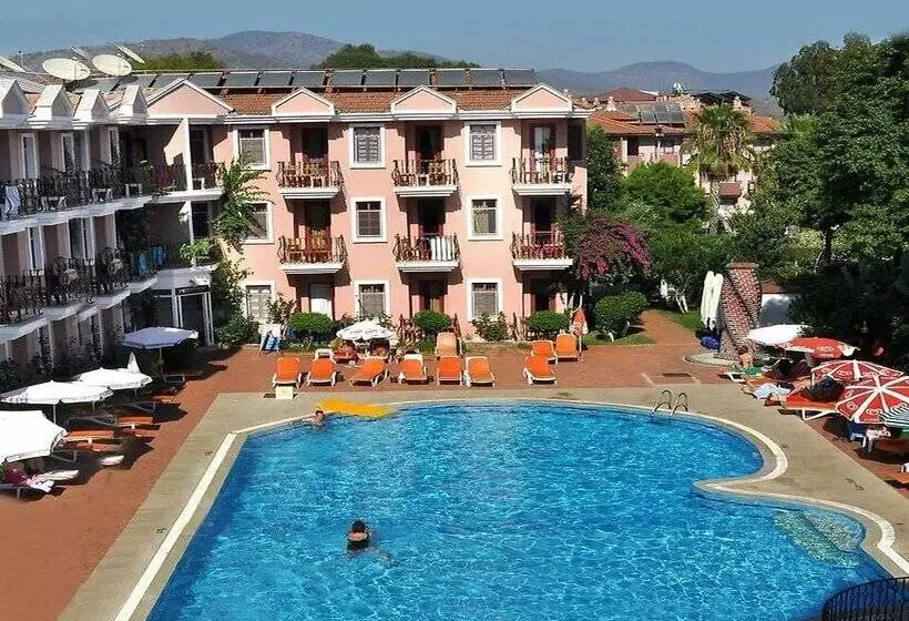 Fotos del hotel Gunes:  12