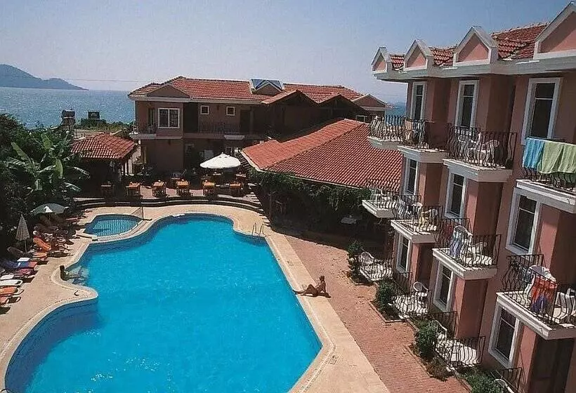 Fotos del hotel Gunes:  11