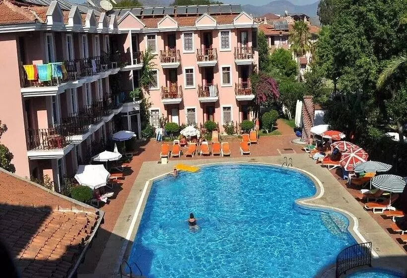 Fotos del hotel Gunes:  10