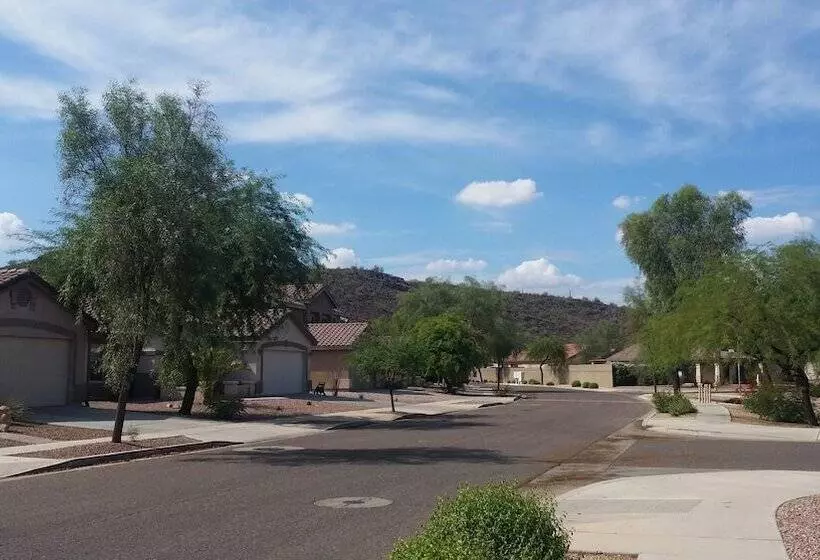 Fotos del hotel Happy Valley House:  5