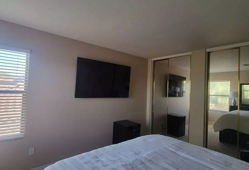 Fotos del hotel Happy Valley House:  10