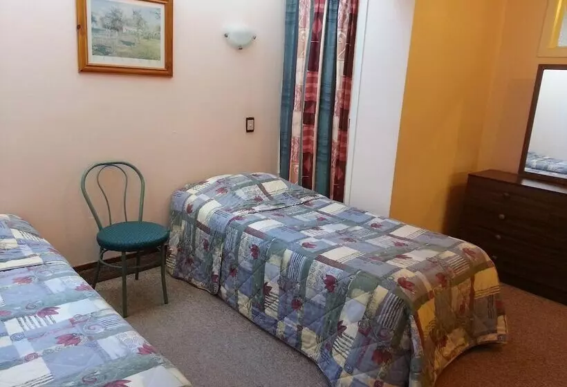 Fotos del hotel Ace Motor Lodge:  6