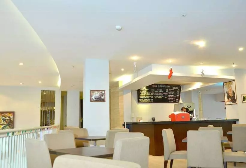 Fotos del hotel Grand Cakra Hotel Malang:  5