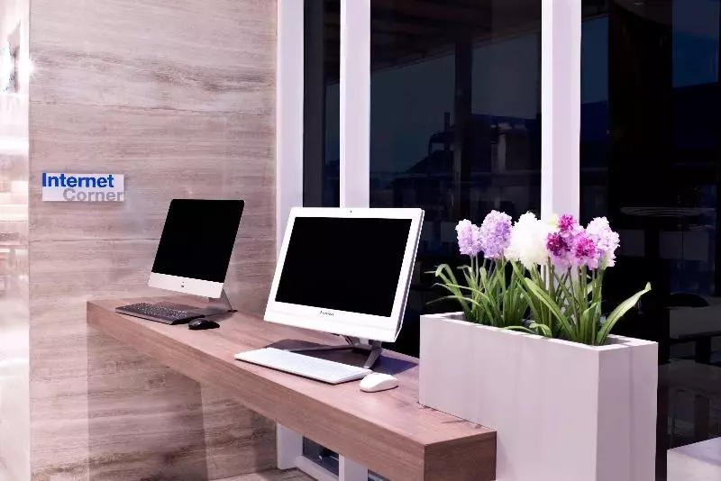 Fotos del hotel Holiday Inn Express Surabaya Centerpoint, An Ihg:  22