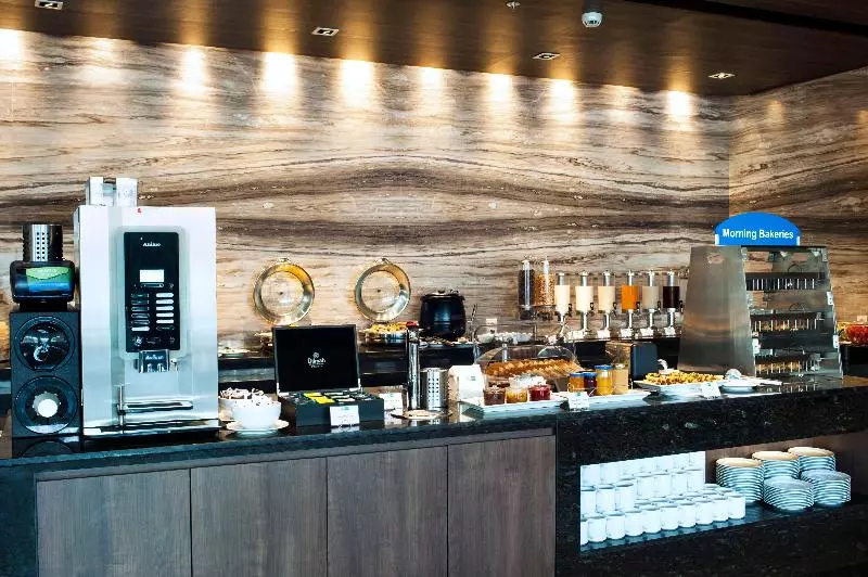 Fotos del hotel Holiday Inn Express Surabaya Centerpoint, An Ihg:  5