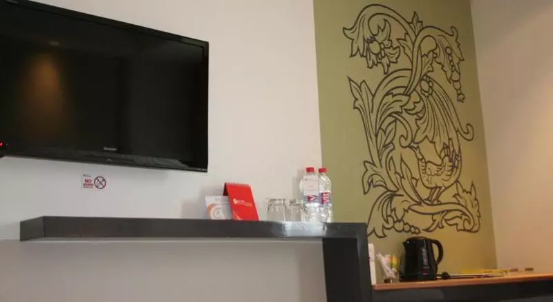 Fotos del hotel @hom Semarang Simpang Lima:  4