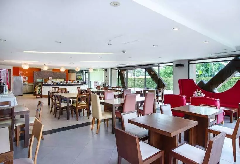 Fotos del hotel Lasalle Suites & Spa:  21