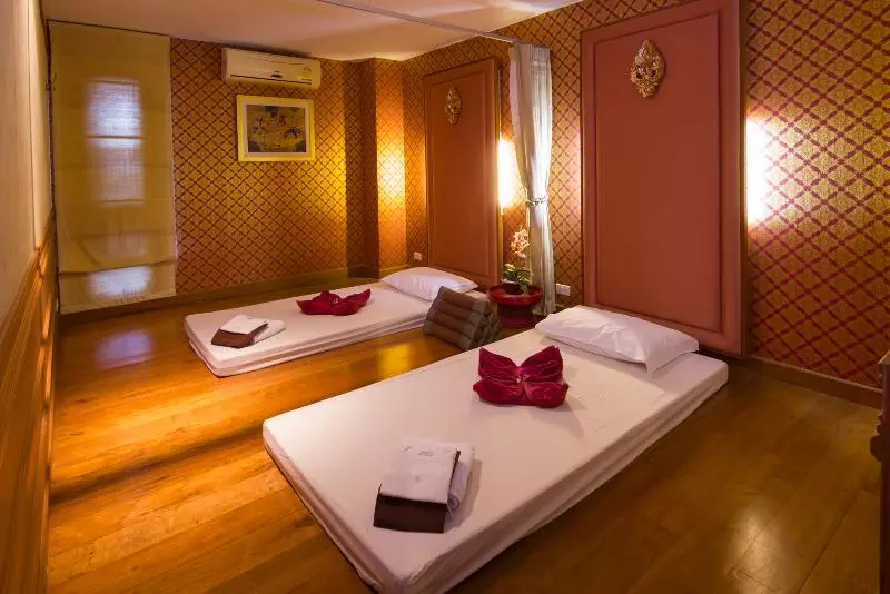 Fotos del hotel Lasalle Suites & Spa:  6