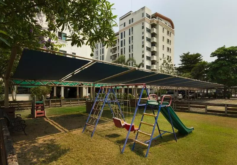 Fotos del hotel Lasalle Suites & Spa:  9