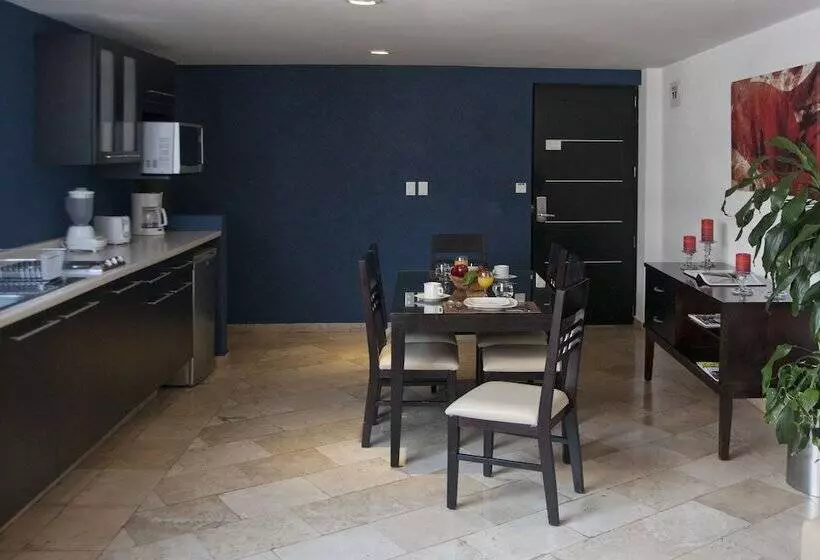 Fotos del hotel Suites Berna 12:  3