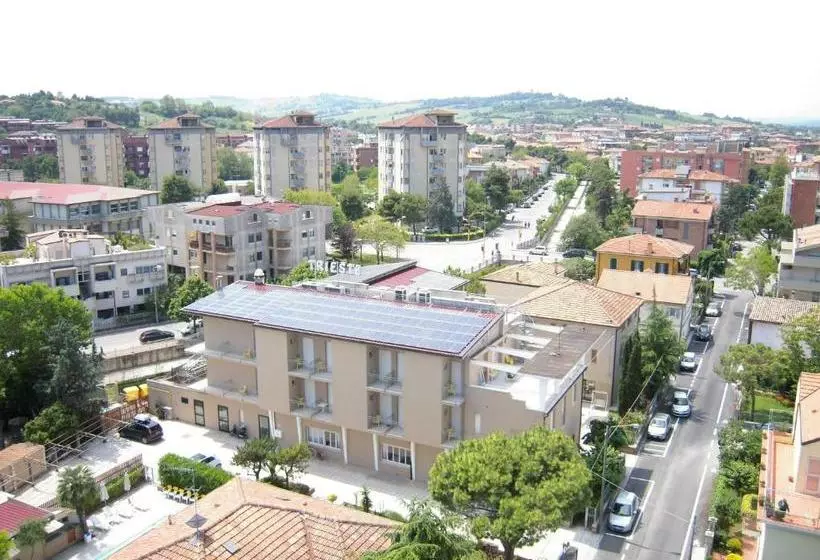 Fotos del hotel Trieste:  9