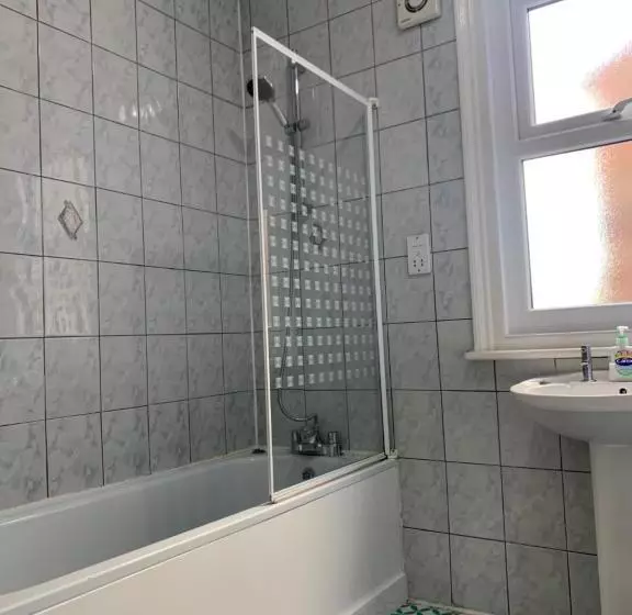 Fotos del hotel Burton Villa Guest House:  9