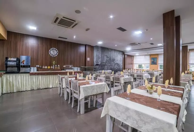 Fotos del hotel City:  22