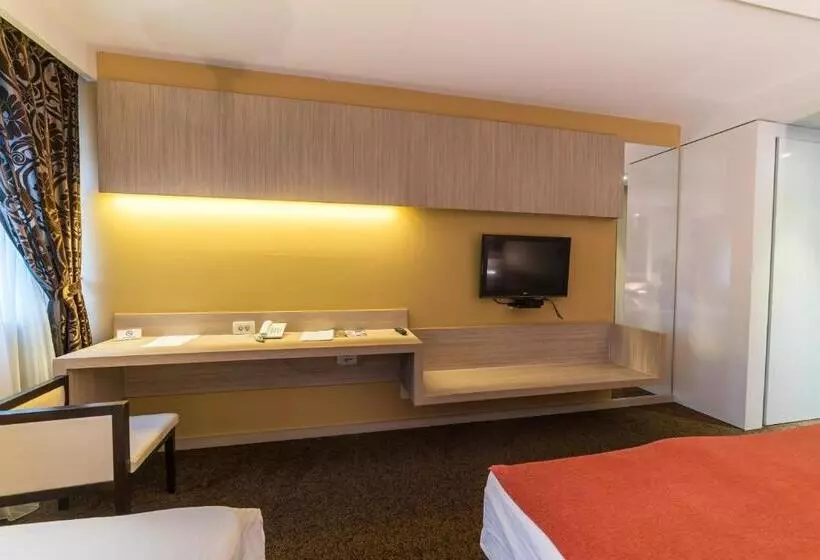 Fotos del hotel City:  17