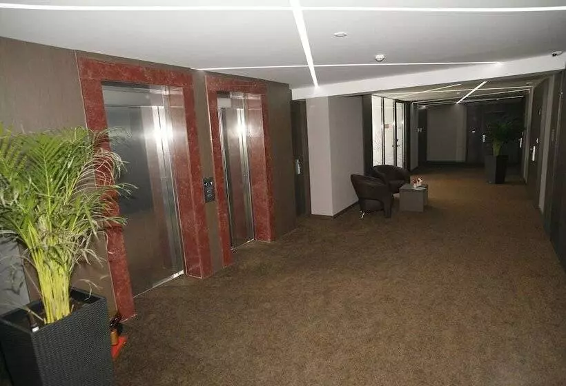 Fotos del hotel City:  2