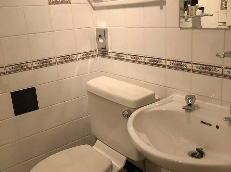 Fotos del hotel The Crown Lodge:  13