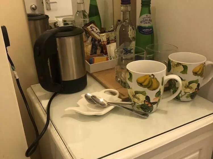 Fotos del hotel The Crown Lodge:  3