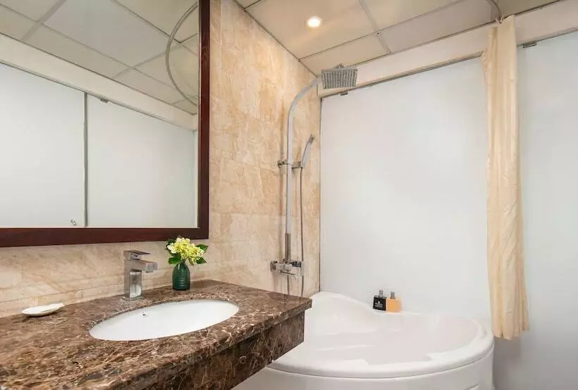 Fotos del hotel May De Ville City Centre 2:  5