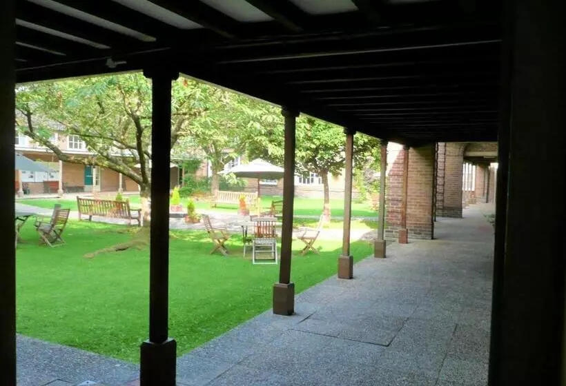 Fotos del hotel Luther King House:  5