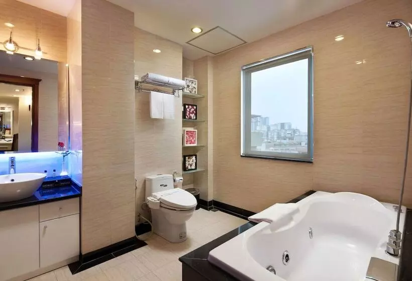 Fotos del hotel Luxeden:  8