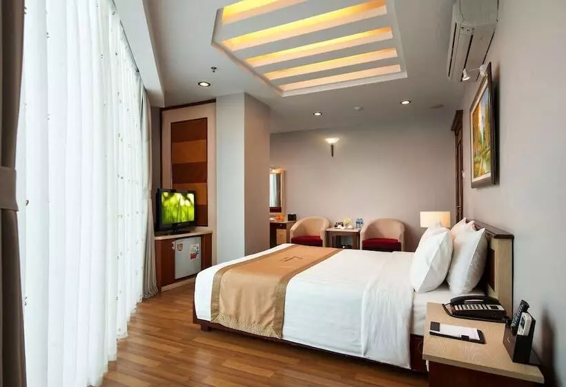 Fotos del hotel Luxeden:  22