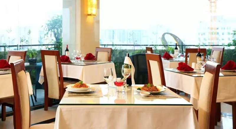 Fotos del hotel Luxeden:  7