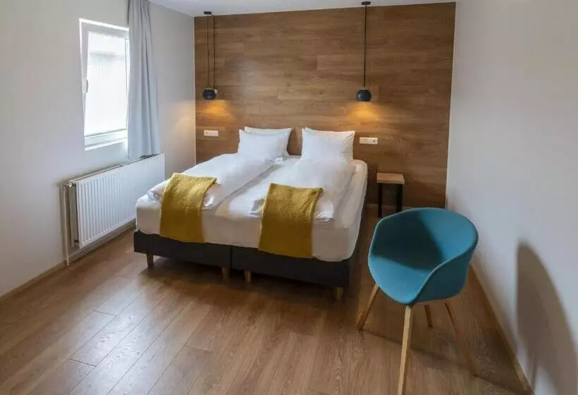 Fotos del hotel Stracta:  2