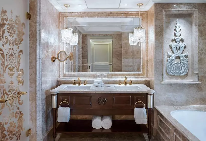 Fotos del hotel The Castle Hotel, A Luxury Collection Hotel, Dalian:  22