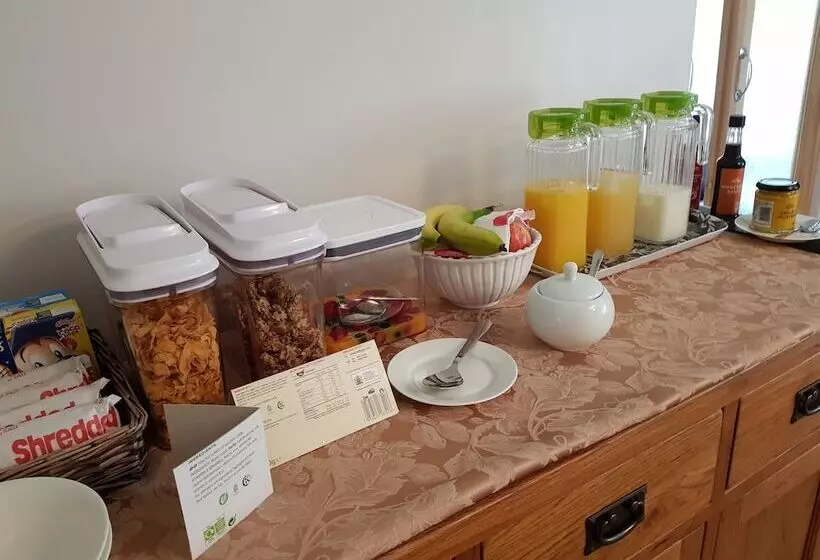 Fotos del hotel The Oak B&b:  14