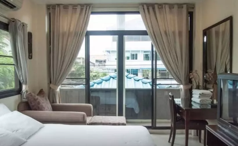 Fotos del hotel At 1150 Villa:  18