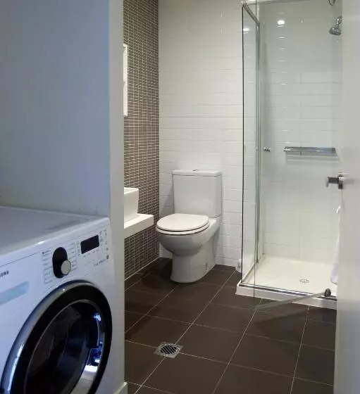 Fotos del hotel City Edge On Elizabeth Apartment:  14