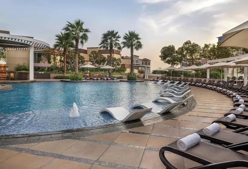 Hyatt Regency Dubai Creek Heights