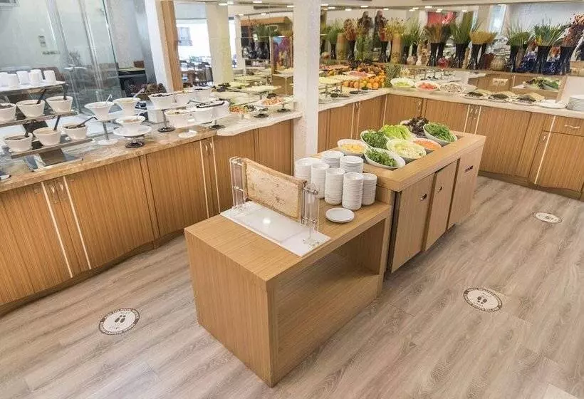 Fotos del hotel Midmar:  15