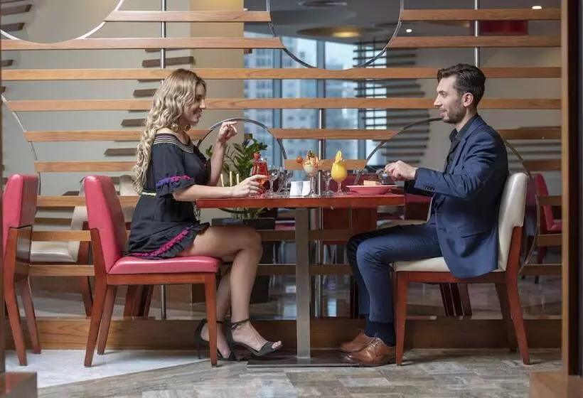 Fotos del hotel Ghaya Grand Hotel & Apartments:  12