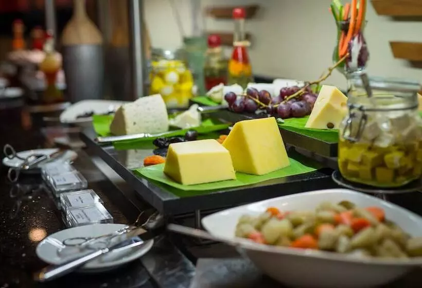 Fotos del hotel Ghaya Grand Hotel & Apartments:  2