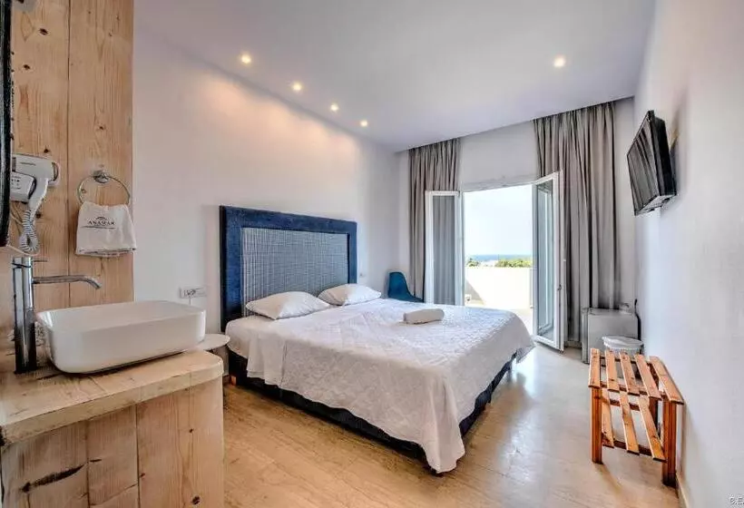 Fotos del hotel Monolithos:  23