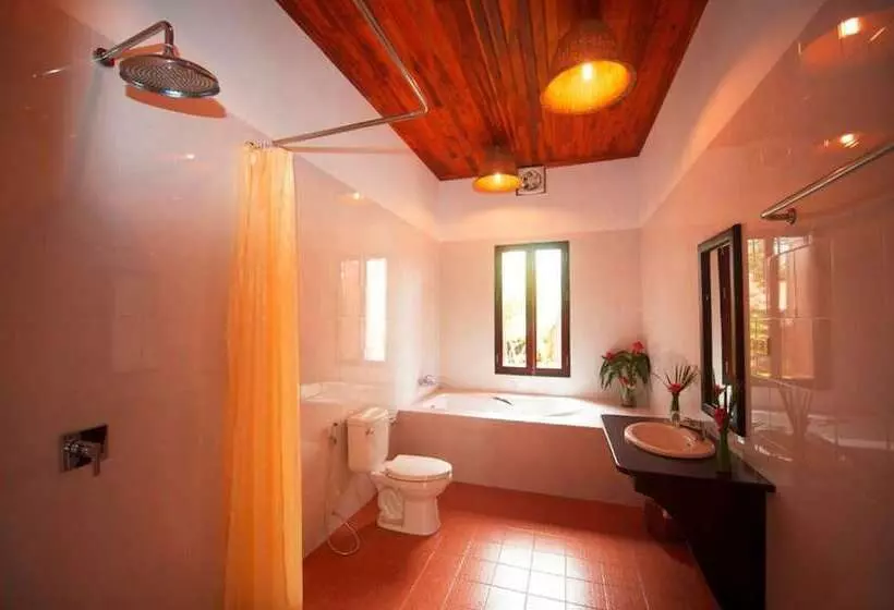 Fotos del hotel Nam Ou Riverside  & Resort:  17