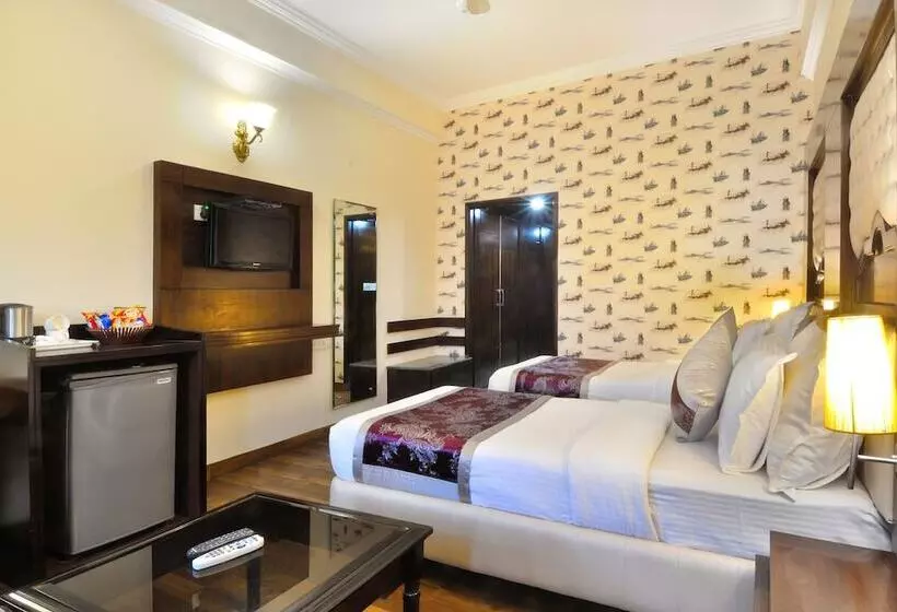 Fotos del hotel Solitaire Chandigarh:  13