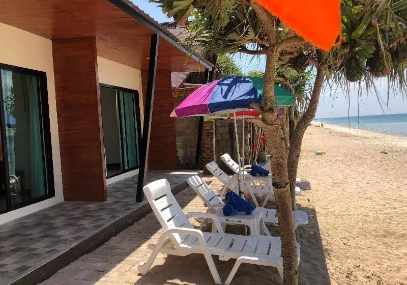 Fotos del hotel Lanta Seafront Resort:  6