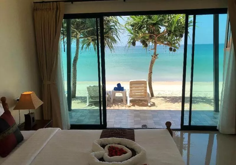 Fotos del hotel Lanta Seafront Resort:  4