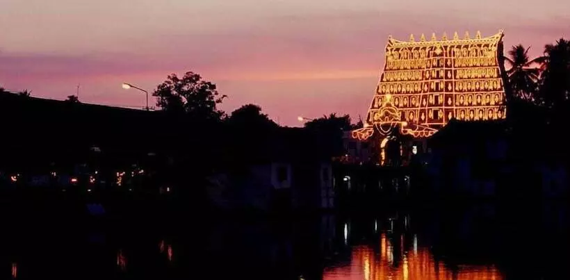 Fotos del hotel Sagara Beach Resort:  24