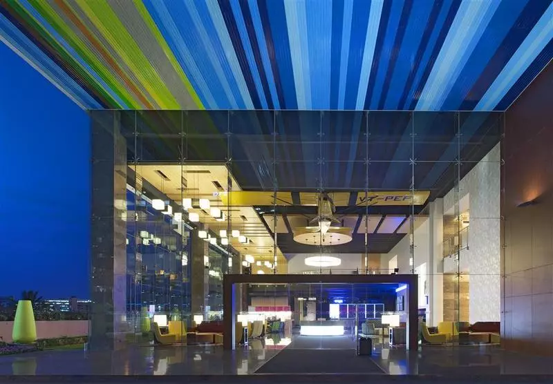 Fotos del hotel Aloft Bengaluru Cessna Business Park:  9