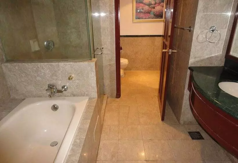 Fotos del hotel Gold Keep Service Suite At Times Square:  8